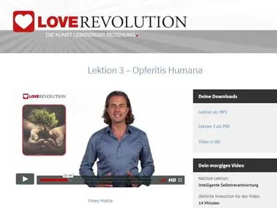 Veit Lindau in einer Videolektion des Online Kurses Love Revolution