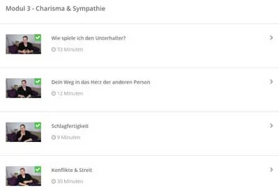 Lektionen aus Modul 3 Charisma &amp; Sympathie im Social Mastery Kurs, darunter Schlagfertigkeit