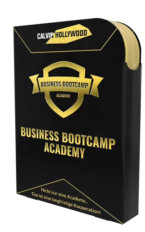 Schwarze Kursbox der Business Bootcamp Academy von Calvin Hollywood mit goldenem Wappen