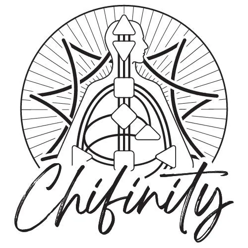 Schwarz-weißes Chifinity-Logo mit Human-Design-Körpergrafik im Strahlenkranz