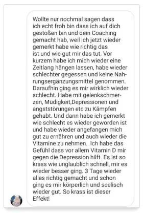 Screenshot einer Nachricht an Coach Cecil über bessere Stimmung und Gesundheit dank seines Coachings