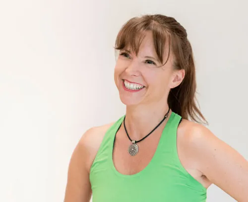 Porträt von Pilates-Trainerin Kerstin Bredehorn, Mitbegründerin von Pilates and Friends