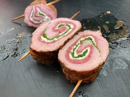 Gefüllte Fleischröllchen am Holzspieß aus dem Kurs von Oliver Sievers