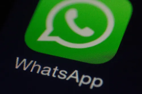 WhatsApp-Logo als Symbol für den WhatsApp-Support der Nageldesign Online Ausbildung